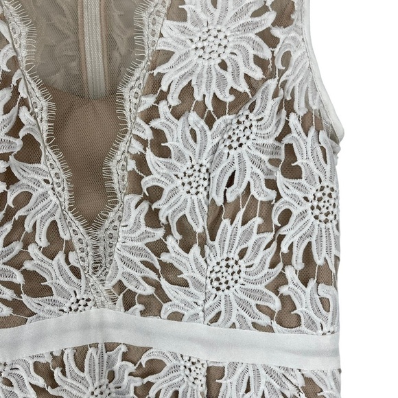 ADRIANNA PAPELL ILLUSION FLORAL SLEEVELESS WHITE NUDE LACE FIT & FLARE DRESS - Picture 12 of 16